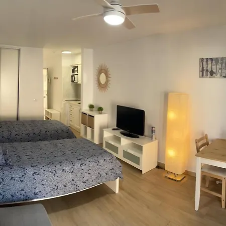 Castle Harbour Los Cristianos Beautiful Studio With Pool View Exterior photo